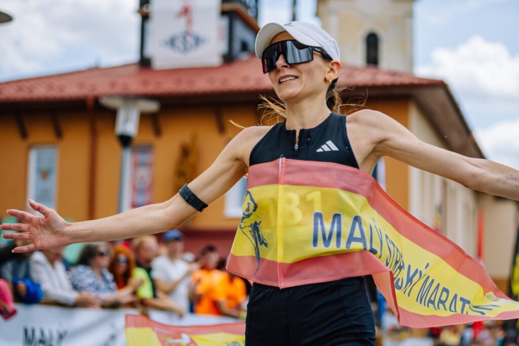 Malý štrbský maratón na 47. ročníku privítal rekordných 820 bežcov. Zvíťazili Marián Zimmermann a Magdalena Patas