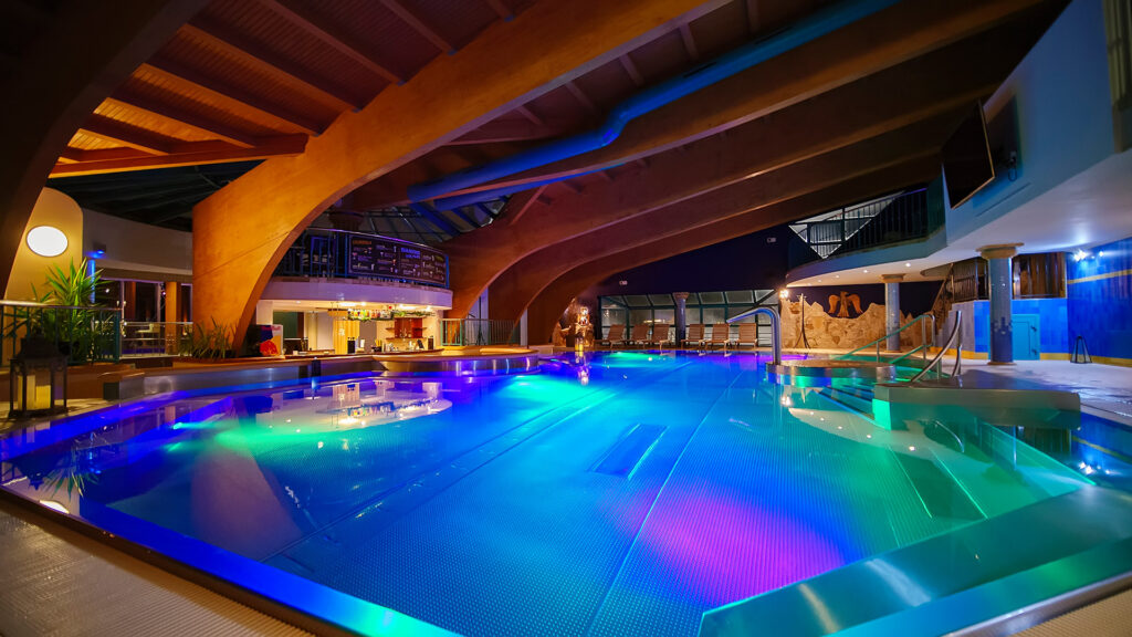 AquaCity_Blue_Diamond_00
