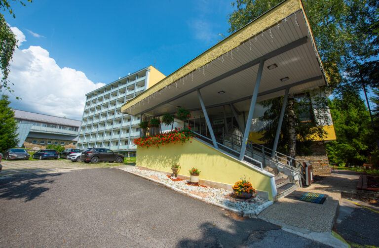 Hotel SOREA Urán_exteriér