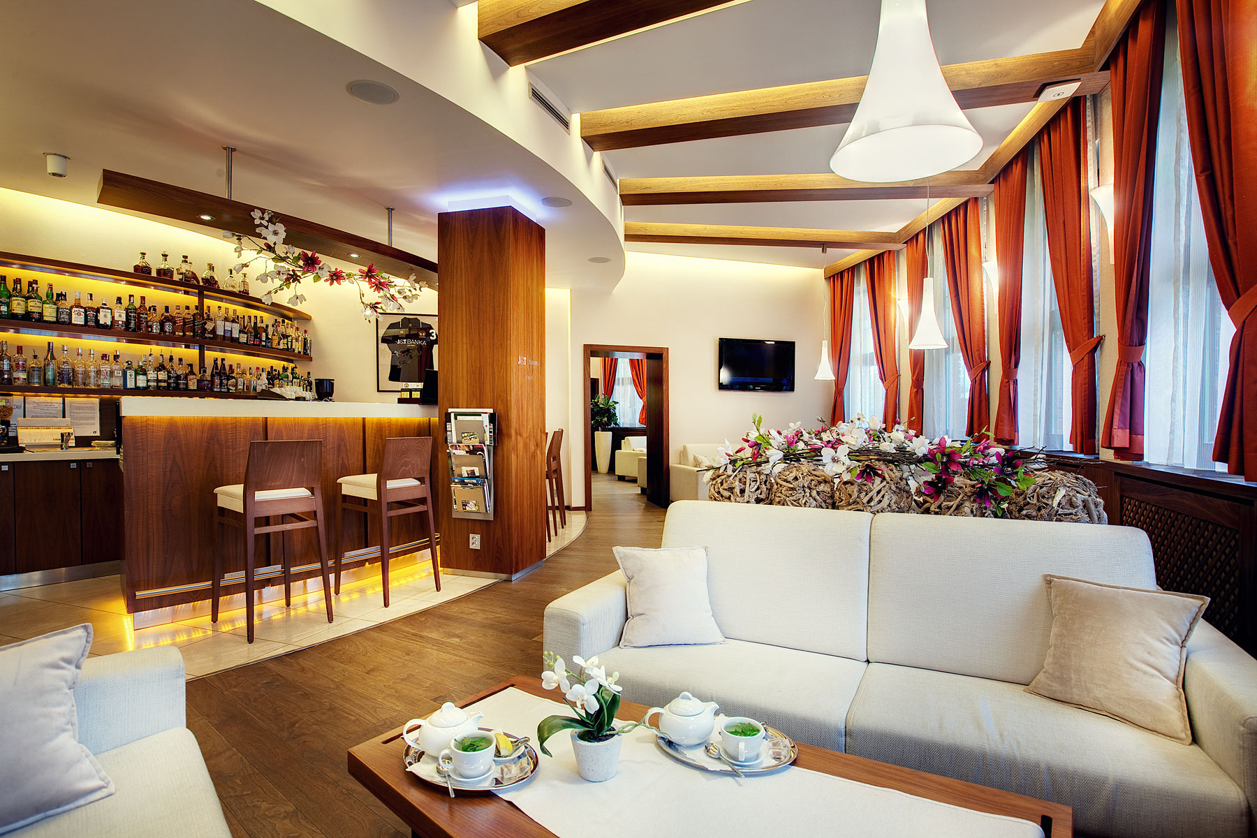 J&T Banka Café – Grandhotel