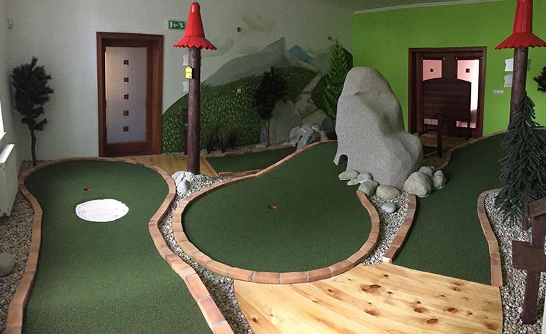 Indoor Tatra adventure golf
