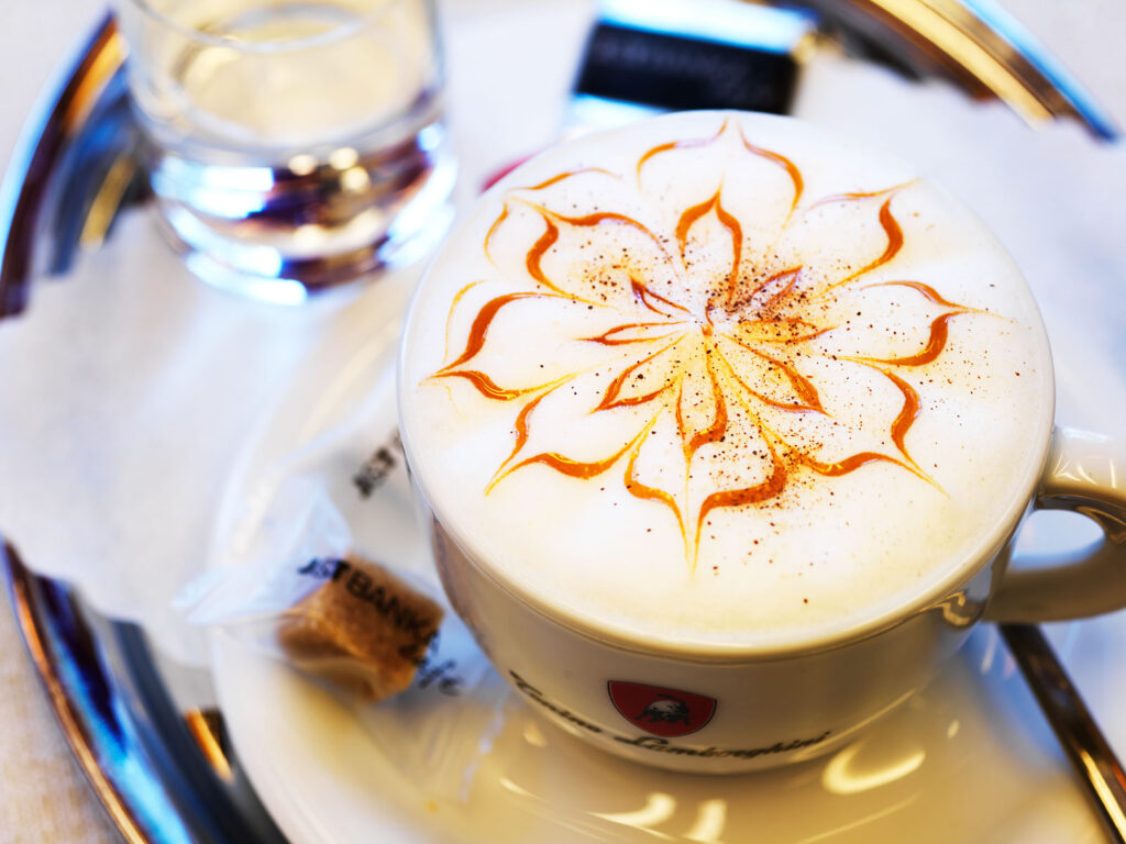 J&T Banka Café – Grandhotel
