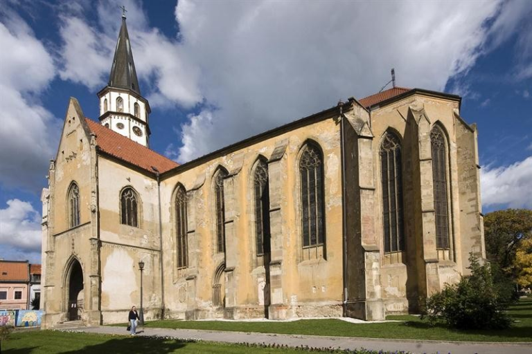 Kostoly a kaplnky