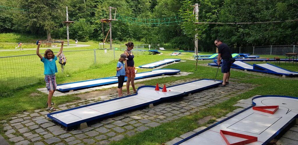 minigolf Relax park Jazierko1