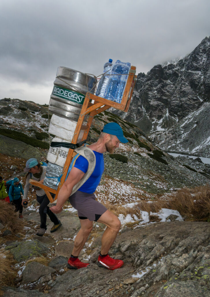 TS: Sherpa Rallye 2026 priniesla hattrik. Tohtoročný najrýchlejší nosič Štefan Šuster zvíťazil už tretíkrát za sebou